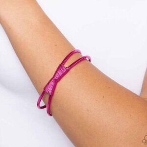 Bracelet Electric Pink Metal- Tactile Thrill - Pink